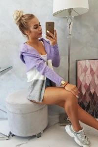 Swetry - Sweter z kapturem trzykolorowy fioletowy+ecru+szary 2019t15
