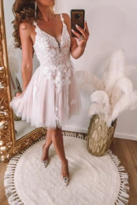 Suknie ślubne - Biało-różowa mini tiulowa z kwiatowymi haftami