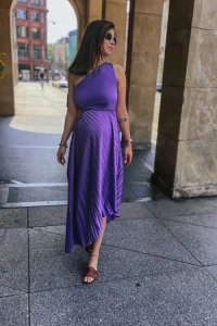 Sukienki - Plisowana sukienka fiolet