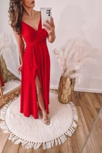 Lilith-sklep.pl - Czerwona zwiewna sukienka maxi z rozcięciem na nodze