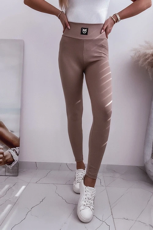 Prkowane legginsy beige