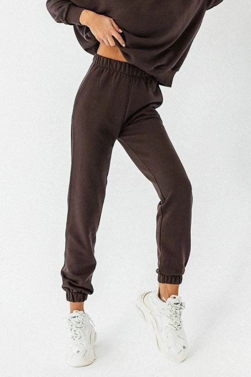 Dresowe joggery czekoladowe t23