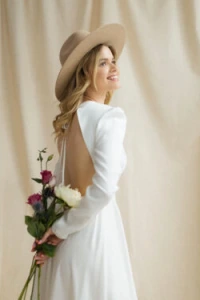 Suknie ślubne - Romance sukienka maxi z odkrytymi plecami