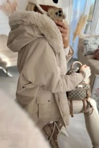Charlottefashion.pl - Kurtka parka oversize beowa z kapturem z futerkiem w344