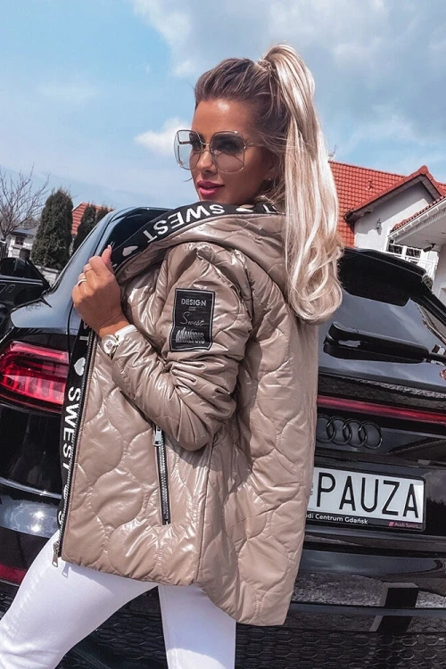 Kurtka z pikowaniem swest