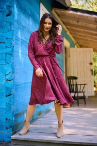 Sukienki - Taliowana sukienka cranberry wine