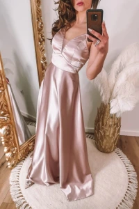 Lilith-sklep.pl - Różowa sukienka satynowa na cienkich ramiączkach