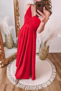 Lilith-sklep.pl - Czerwona sukienka maxi z rozcięciem na nodze
