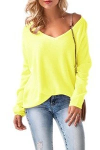 Swetry - Mikos luźny sweter damski w serek z dużym dekoltem w kształcie litery v 694 - neon żółty