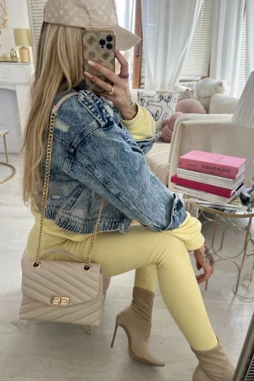 Kurtka katana jeansowa z wykadanym konierzem w375