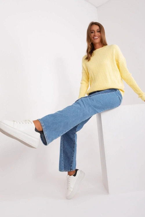 Sweter damski model at-sw-2338.14p light yellow - at