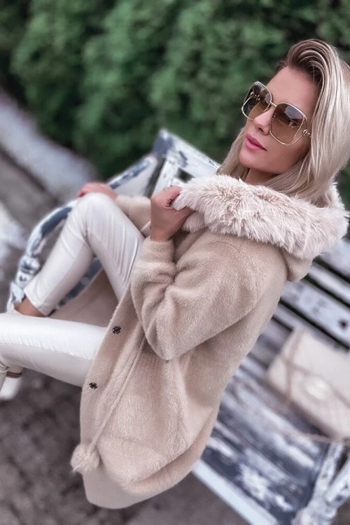 Alpaka / płaszcz z futerkiem beige
