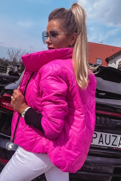 Kurtka przejściowa fuksja