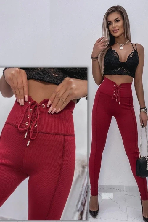 Legginsy prkowane z wizaniem